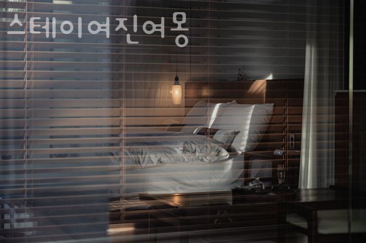 스테이 여진여몽 이미지