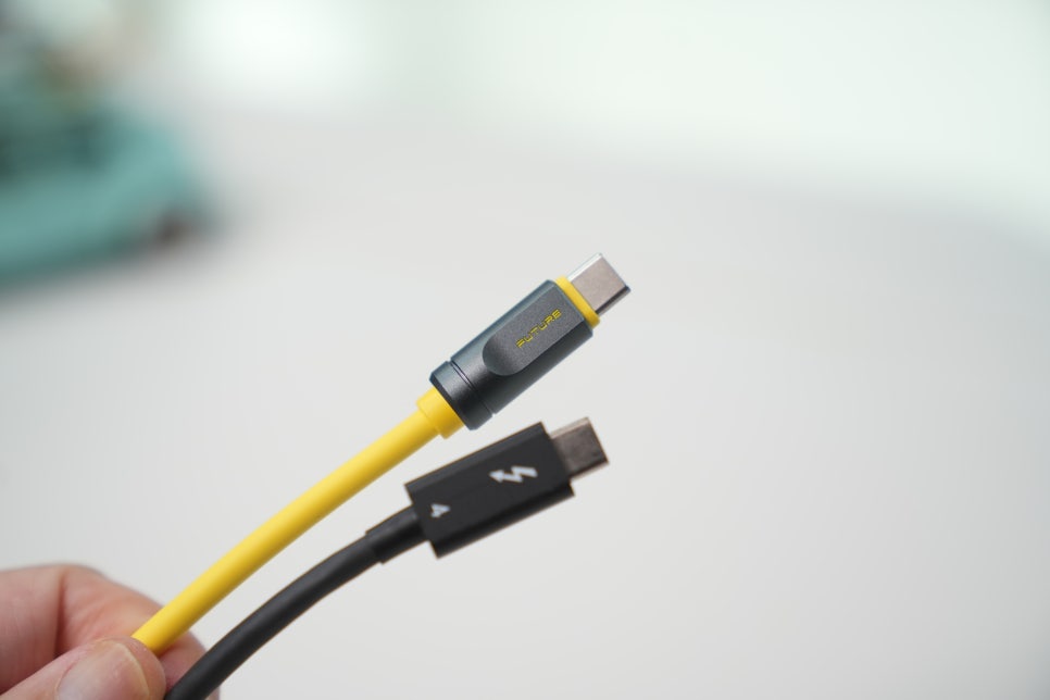 AOHi USB4 2.0 CtoC 케이블로 벨킨 썬더볼트독과 아이패드 프로 13인치 듀얼모니터 환경..120Gbp속도와 240W초고속충전 이미지 10