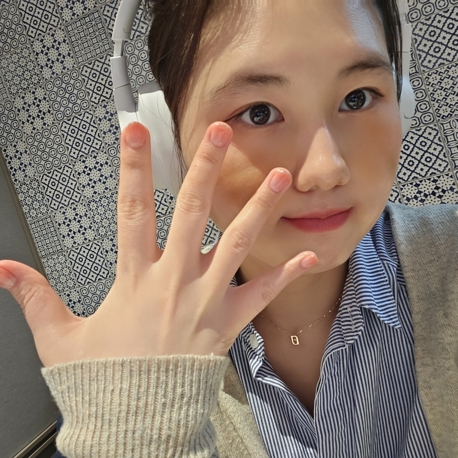 서정적네일 이미지