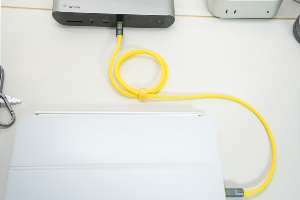 AOHi USB4 2.0 CtoC 케이블로 벨킨 썬더볼트독과 아이패드 프로 13인치 듀얼모니터 환경..120Gbp속도와 240W초고속충전 이미지 17