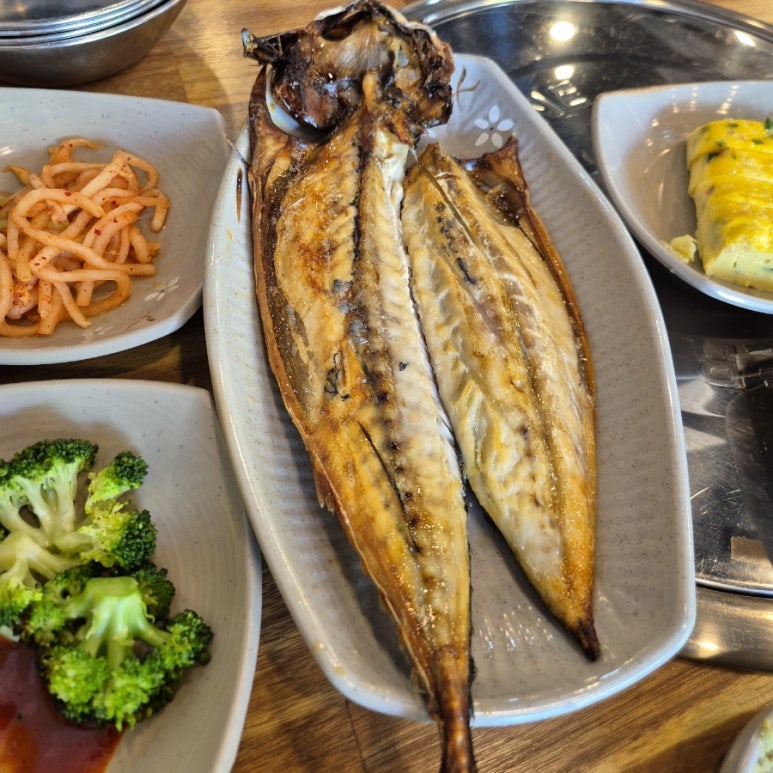 찌개와우돈생고기 대표 사진