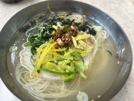 뜨와발레 이미지