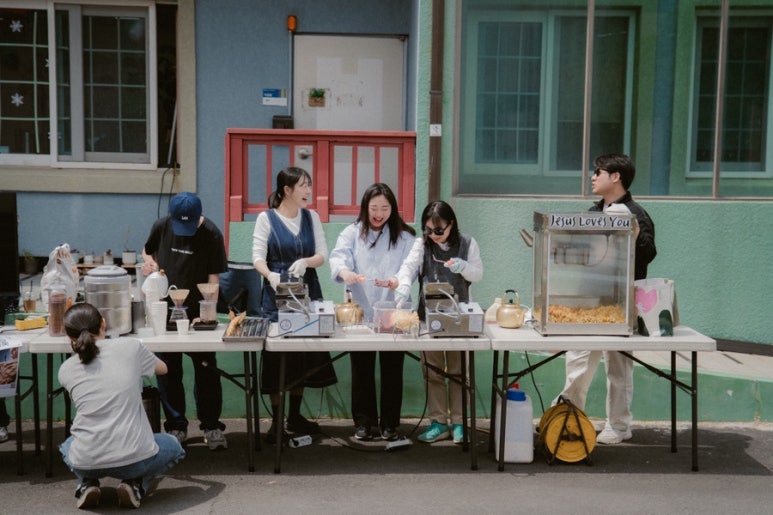 라이즈업커피 이미지