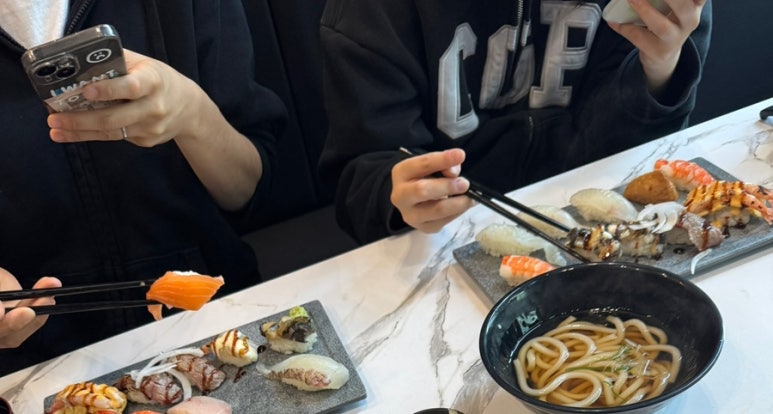 윤민스시 이미지