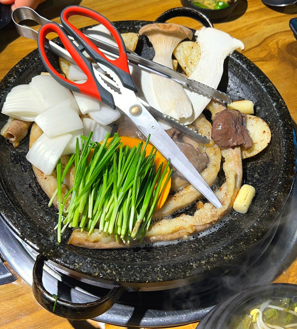 옥돌양곱창구이 이미지