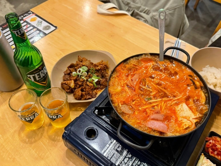 진이부대찌개&포차 이미지