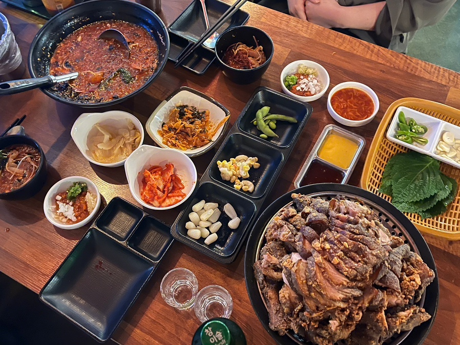 고래족발 이미지