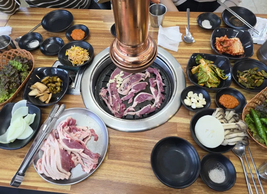 진가네돼지랑오리랑 이미지