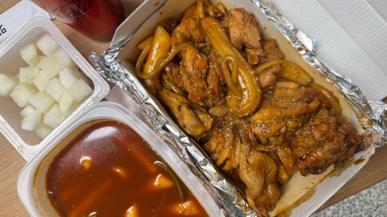 동근이숯불두마리치킨수원 이미지