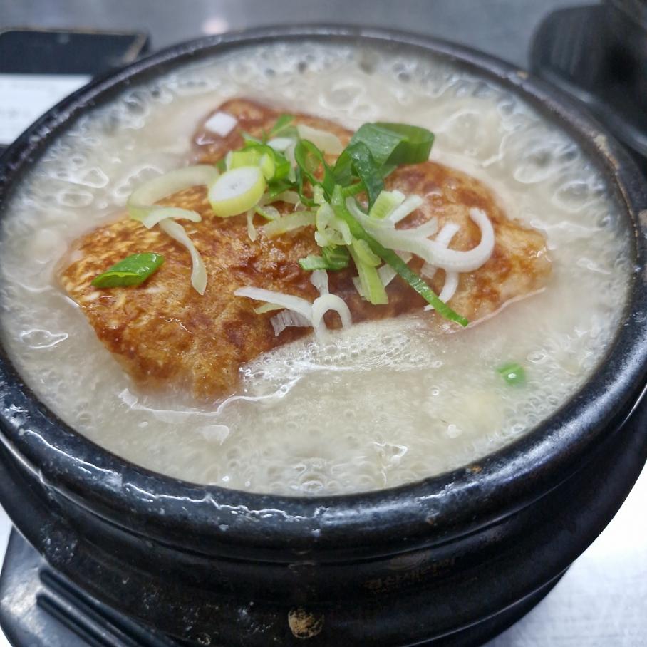형과아우황칠누룽지삼계탕 이미지
