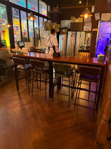 크라운호프 한대앞역점 사진 6