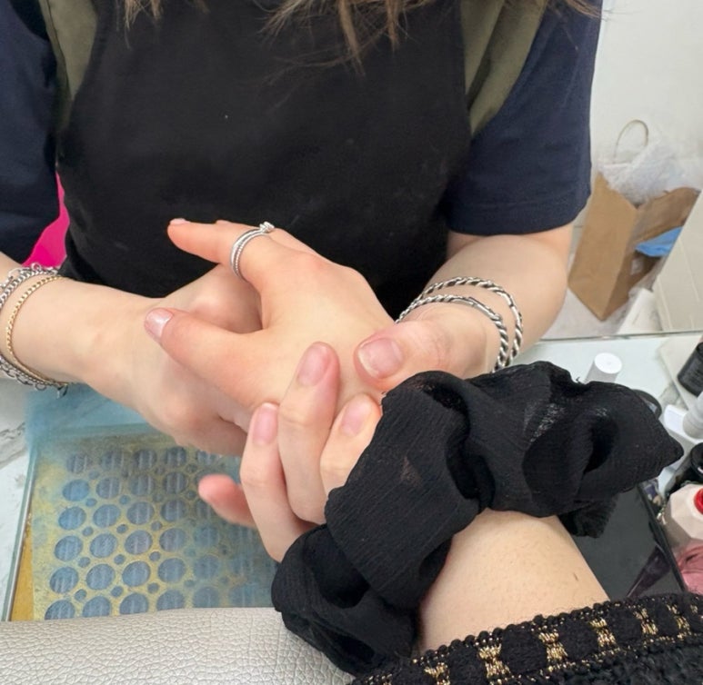 히링네일 이미지