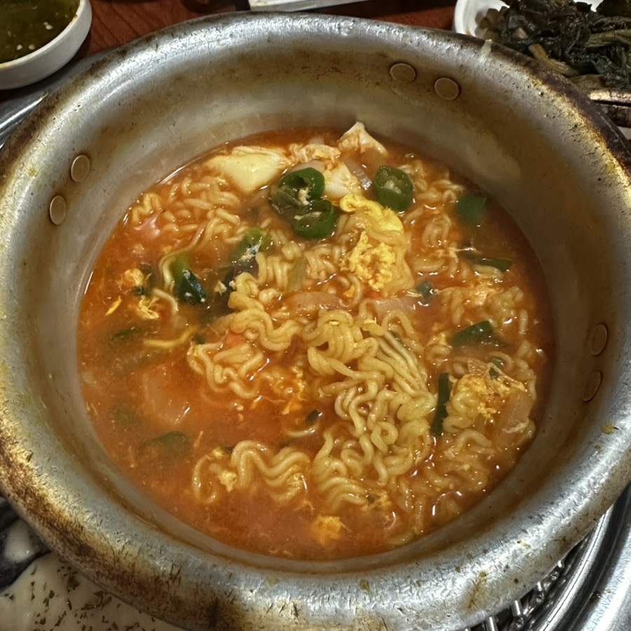 거시기쪽갈비생족발구이 이미지
