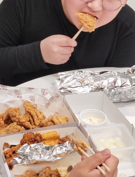 해뜰닭 이미지