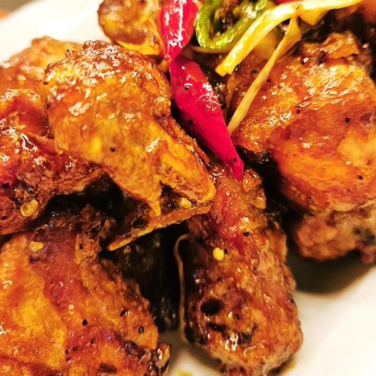 B.B.Q치킨 이미지