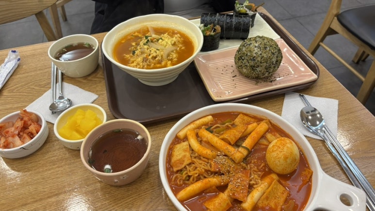 얌샘김밥덕정점 이미지