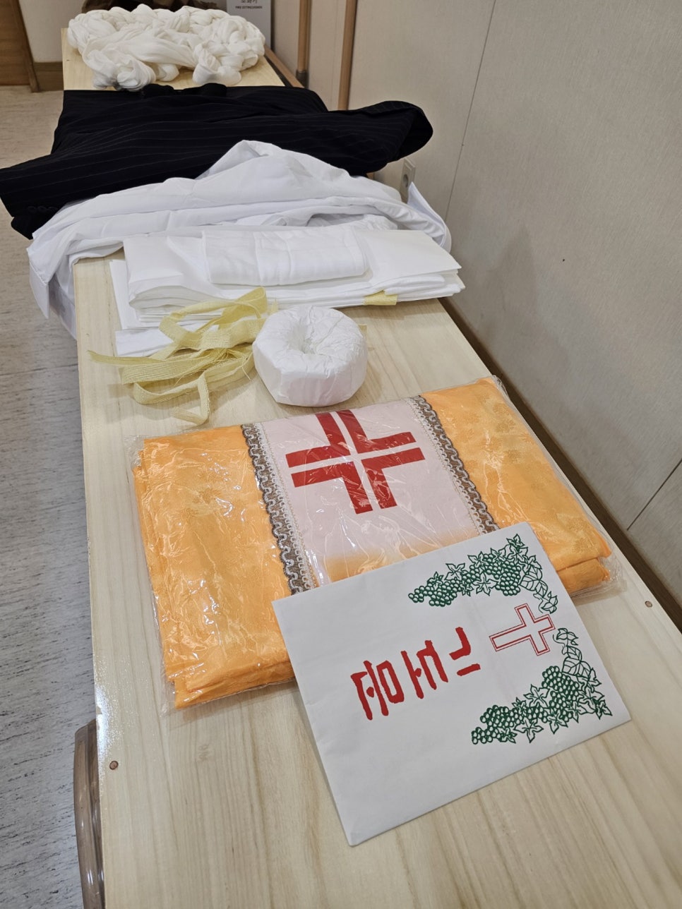 꽃길장례 이미지