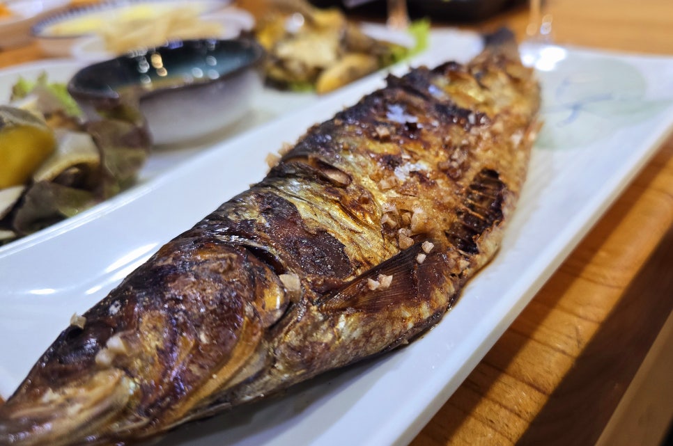 흑산도회식당 이미지