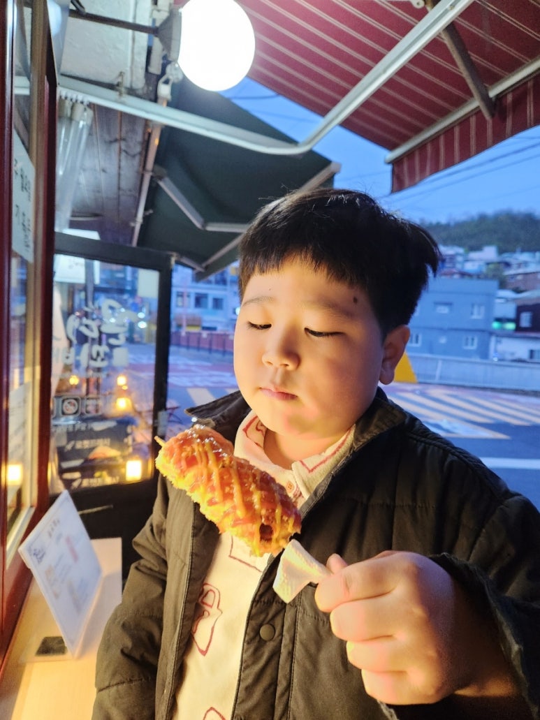 꼰대꽈배기 이미지