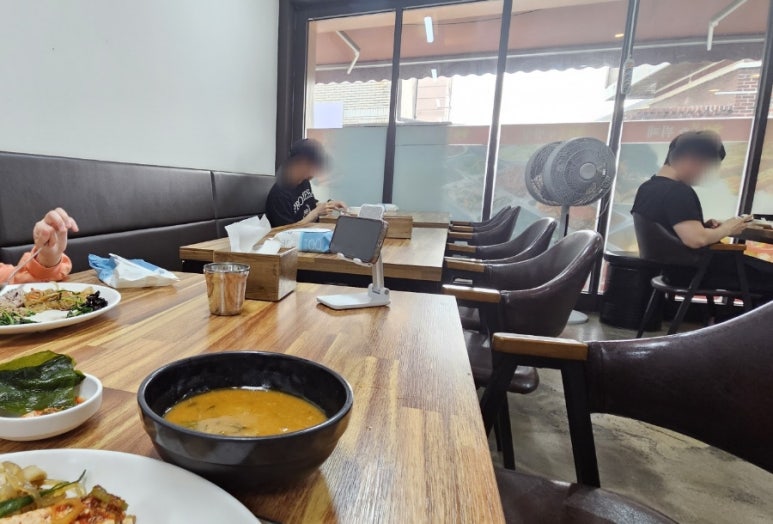 한식뷔페행복한밥상 이미지