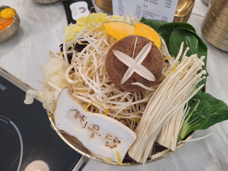 우담샤브칼국수 이미지