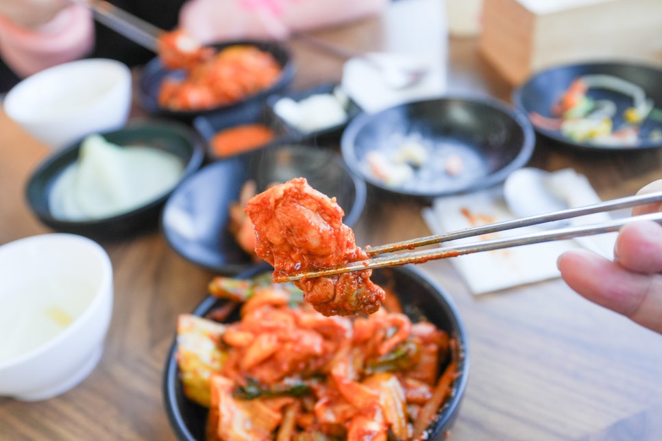가평 솥뚜껑만난닭 솔직 후기 - 하늘숲빌리지 글램핑 가기 전 들른 최고의 닭갈비 맛집 이미지 18