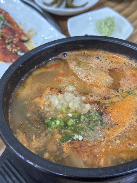 왕창참숯장어 이미지