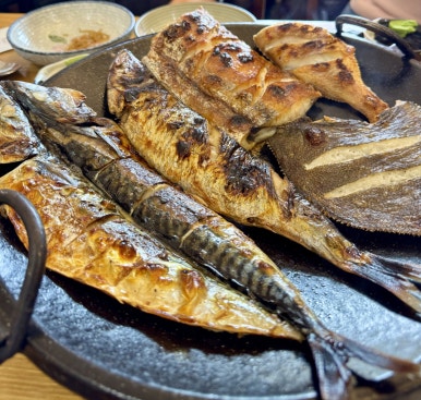굴뚝능이버섯백숙 이미지