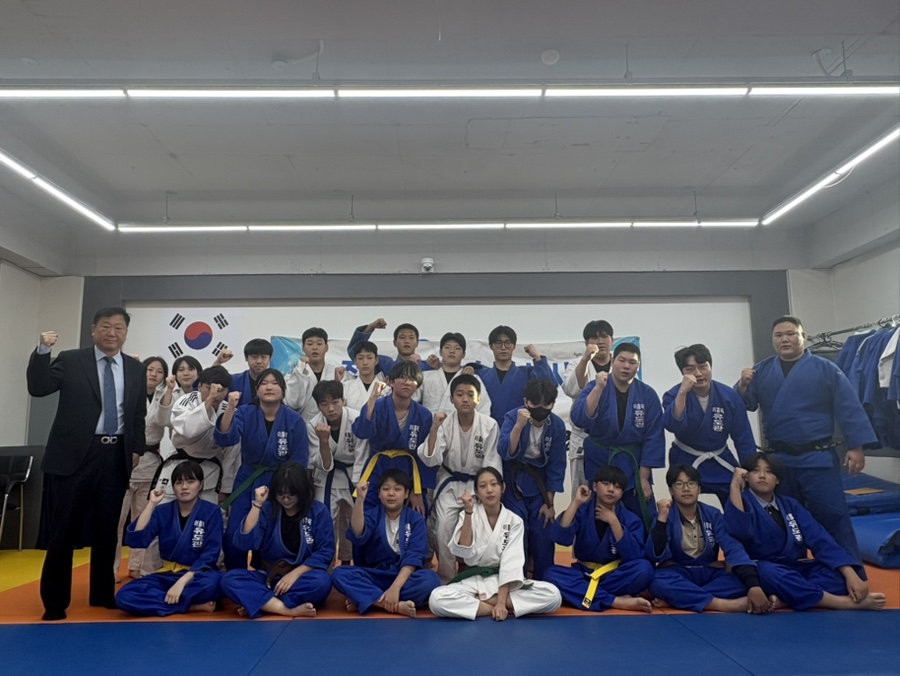 이흥덕유도체육관 이미지