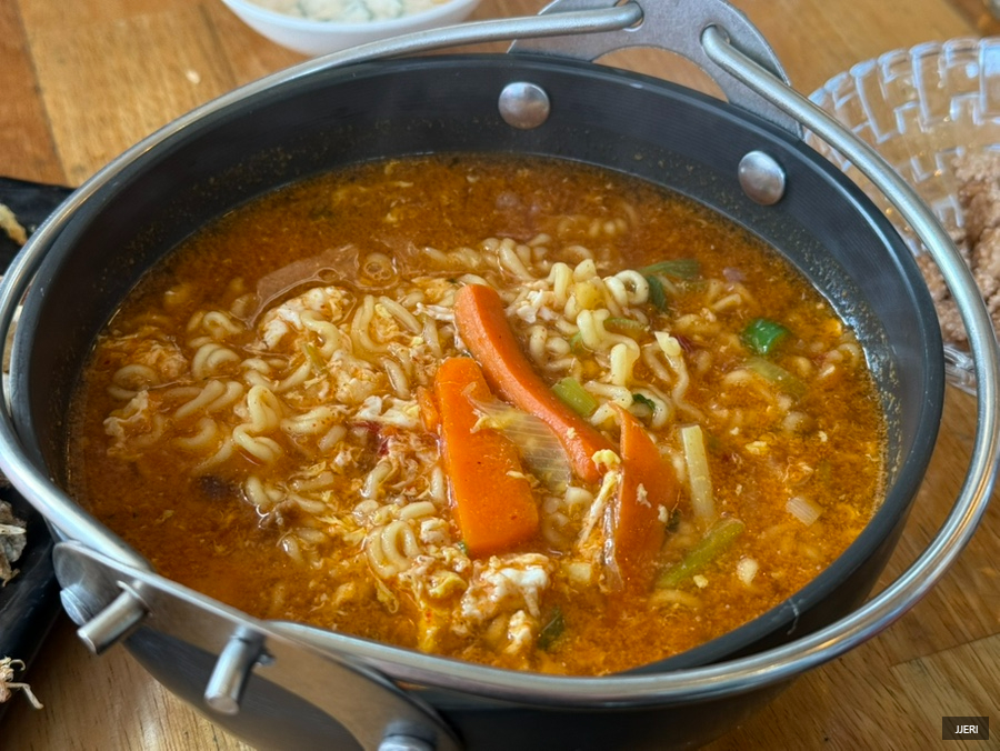 이모네치킨 이미지