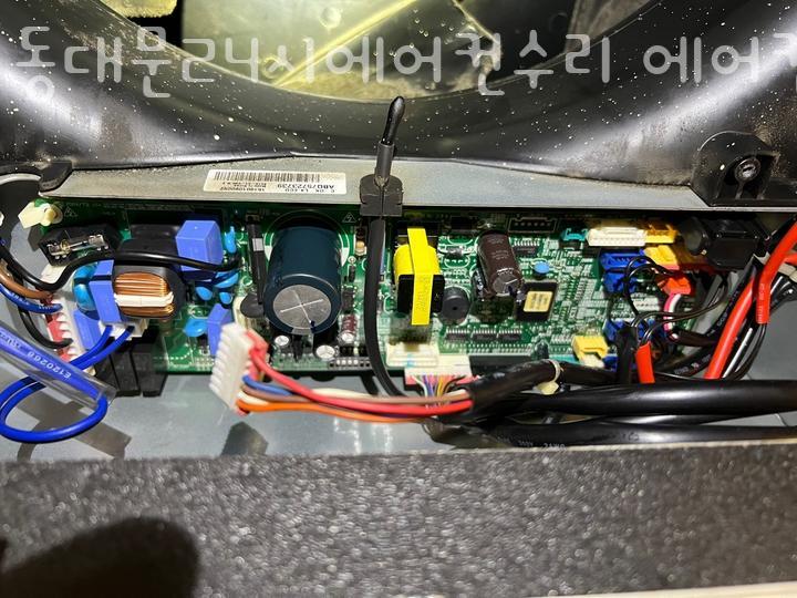 24시에어컨수리에어컨가스충전 이미지