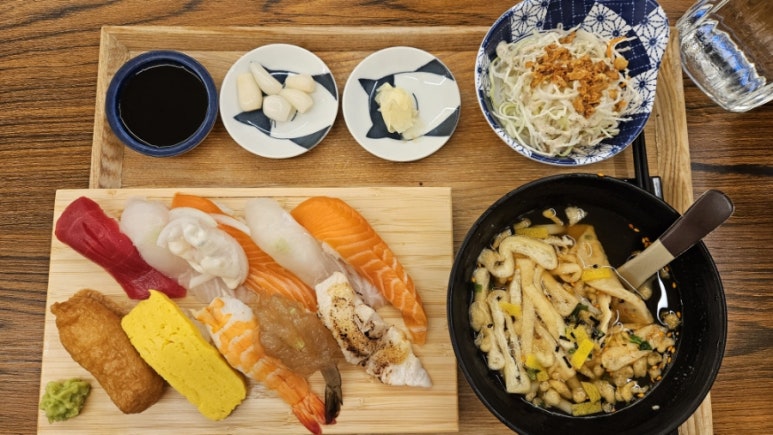 서정초밥 이미지