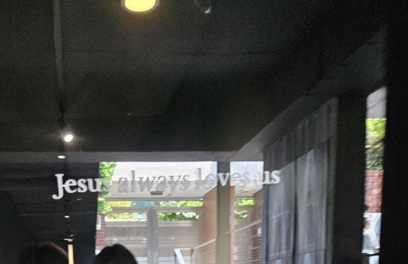 잘루 이미지