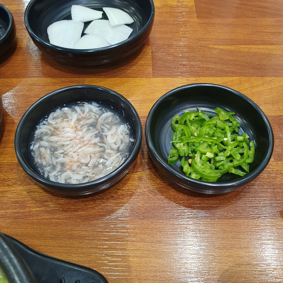 부산아지매국밥 가산디지털단지점 사진 8