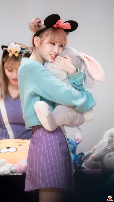 모모 이미지