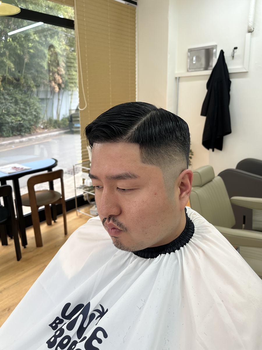 베니스바버샵 이미지