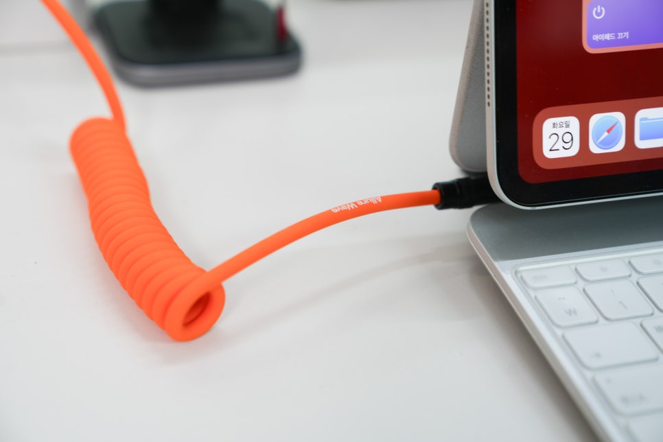 슈피겐 PD 45W PPS USB C타입 GaN 초고속 멀티 충전기 PE2203 사용기 이미지 12