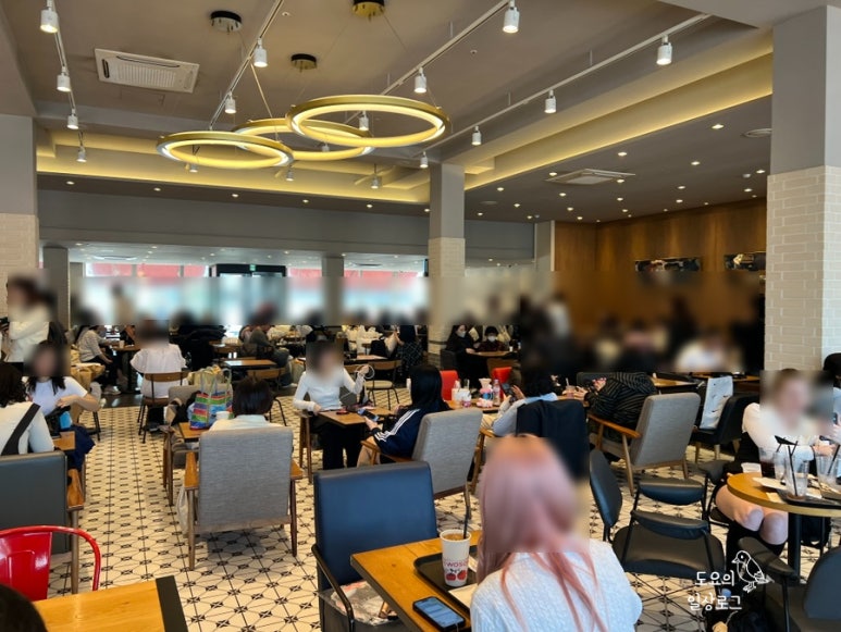 투썸플레이스올림픽공원역점 이미지