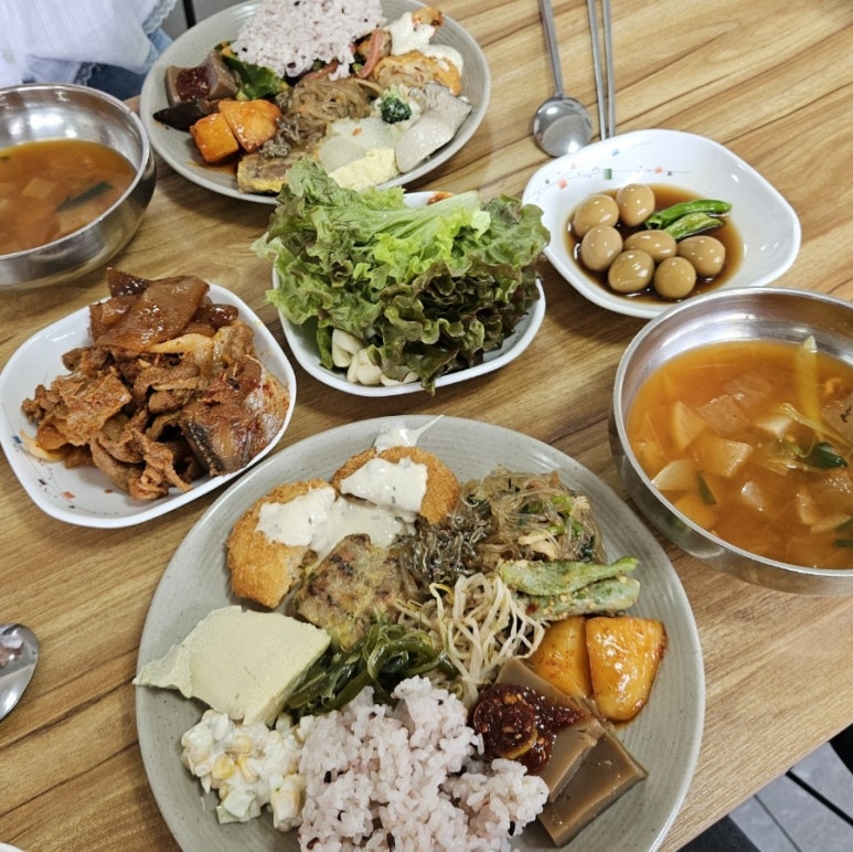 금강한식뷔페 이미지
