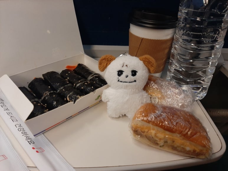아빠가싸준꼬마김밥 이미지