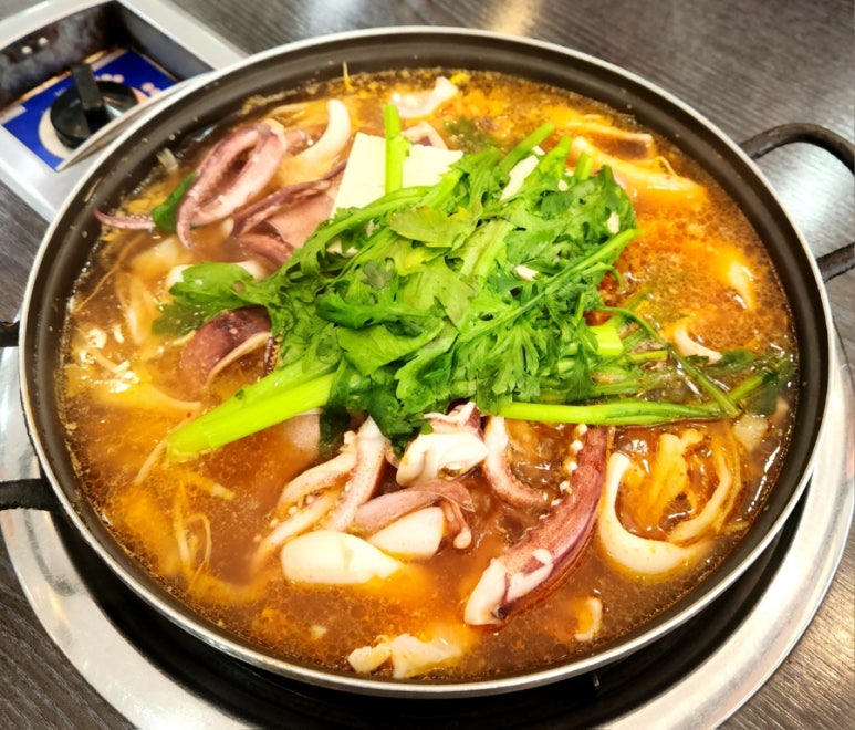 황성얼큰오징어찌개 이미지