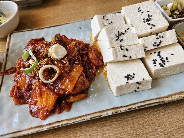 맷돌로만 수락산점 이미지