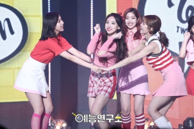 나연 이미지