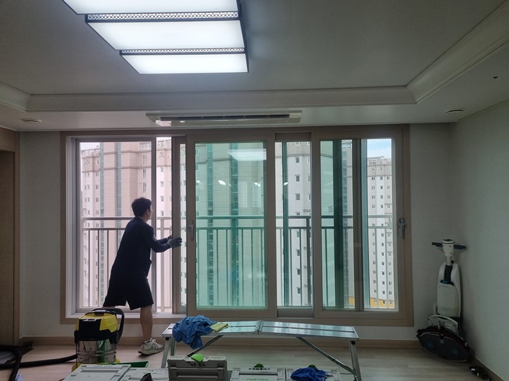 우리열쇠방충망 이미지