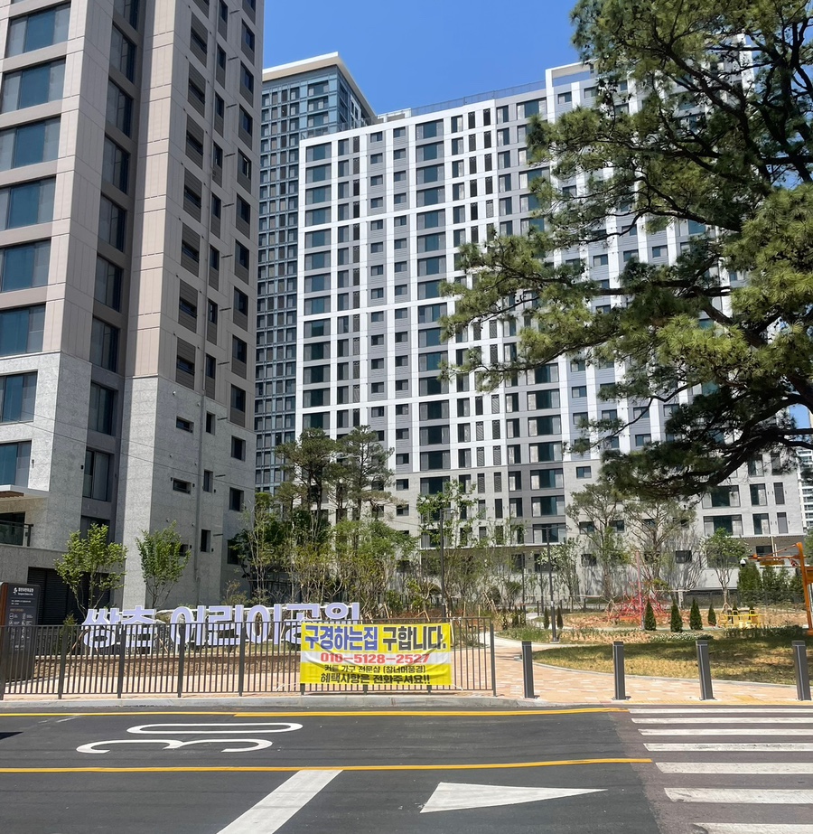 컴포즈커피 서광주세무서점 이미지