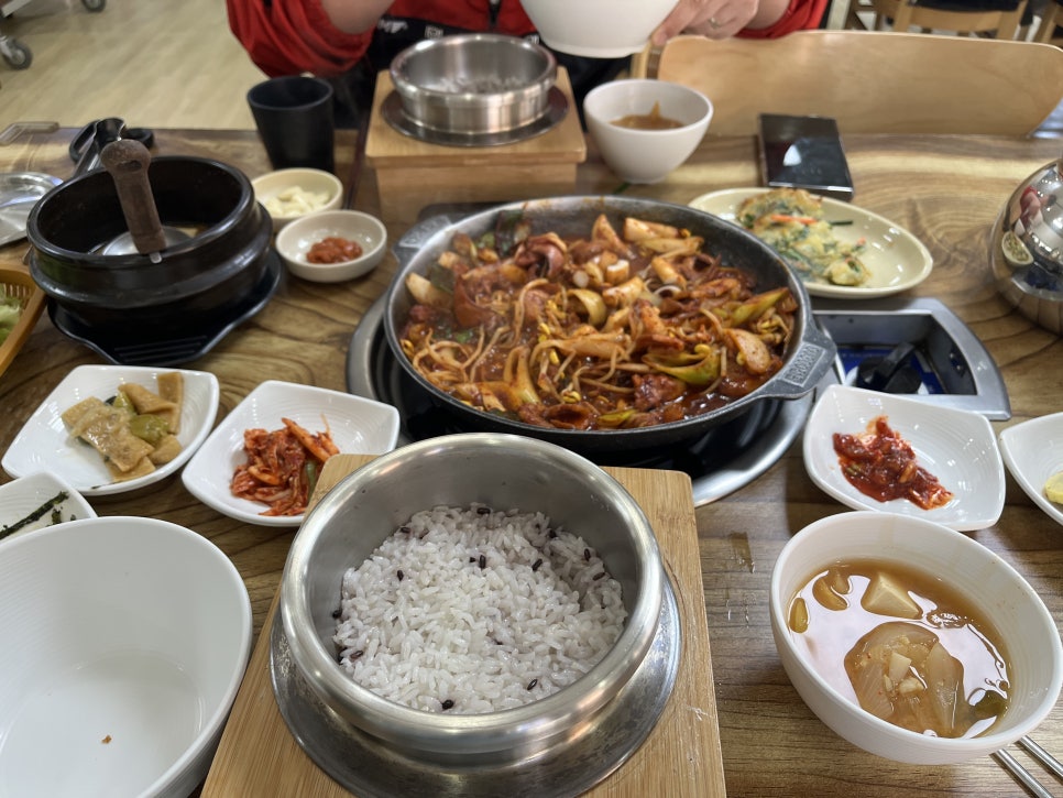 팔보돌솥 이미지