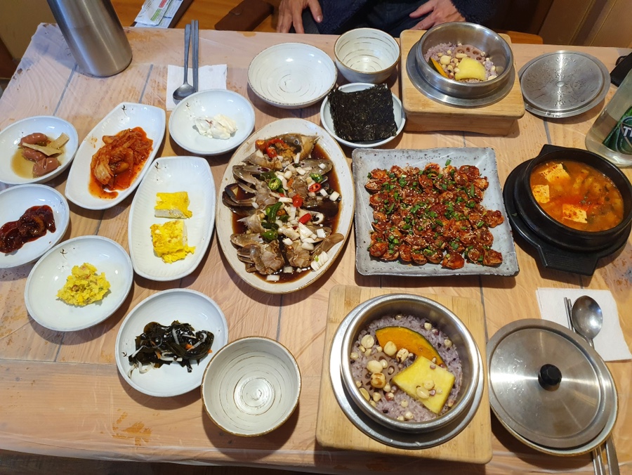 가마솥김치전골 이미지