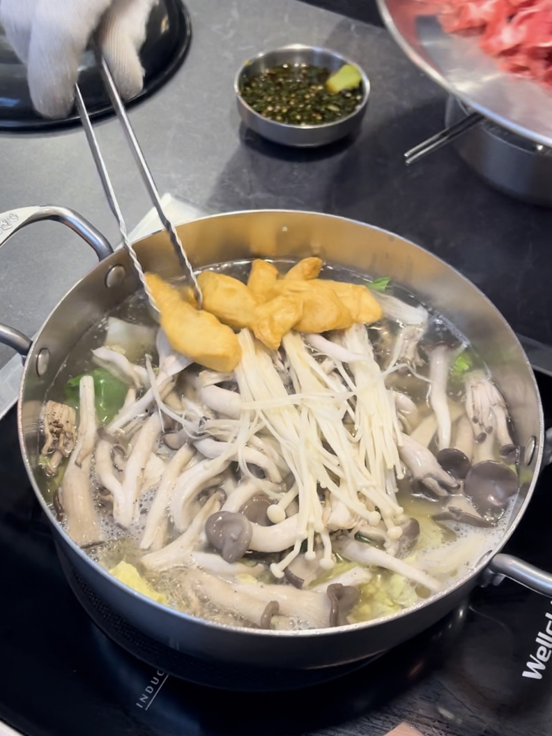 성동샤브칼국수 이미지