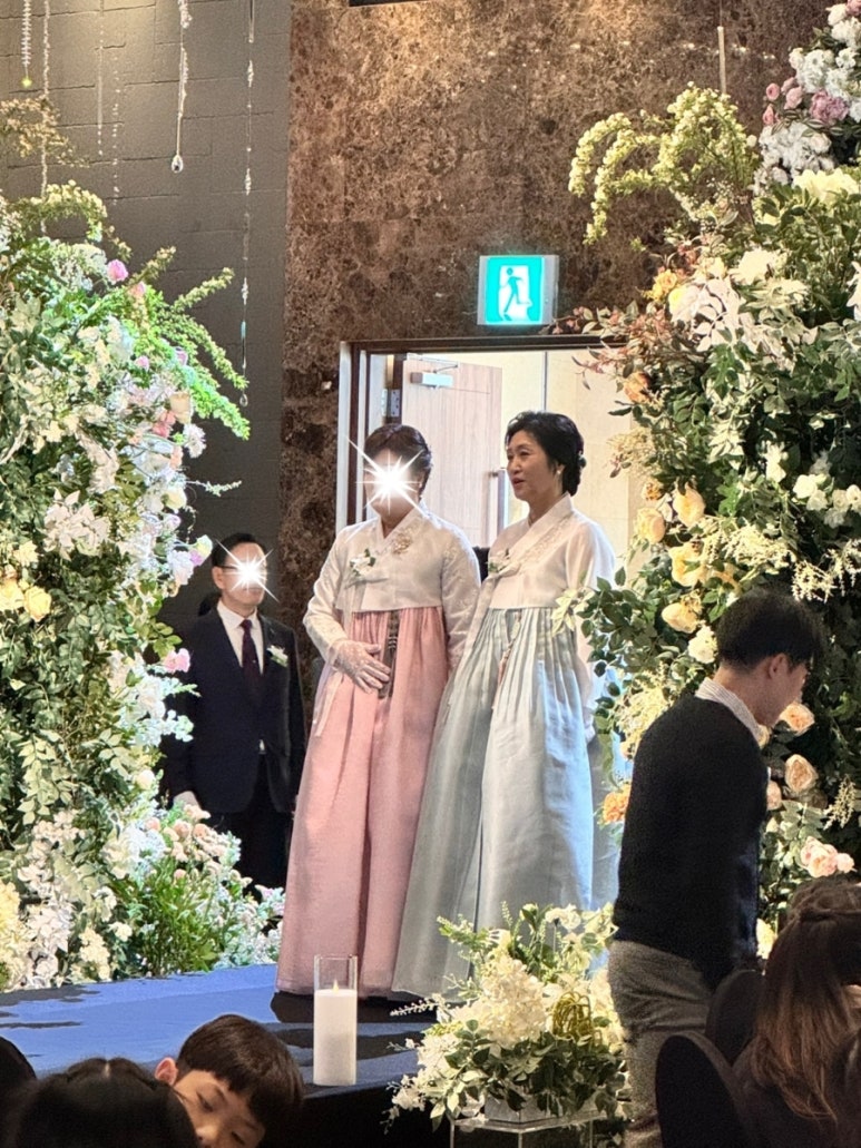 봄날지은한복 이미지