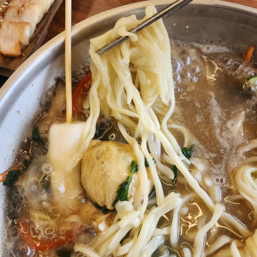 조선칼국수 이미지